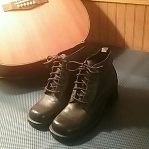 CHERRYS black lace up ankle boot sz.7M